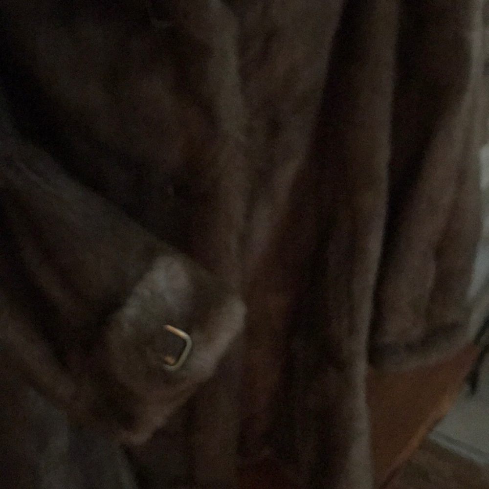 Coat - Picture 4 of 11